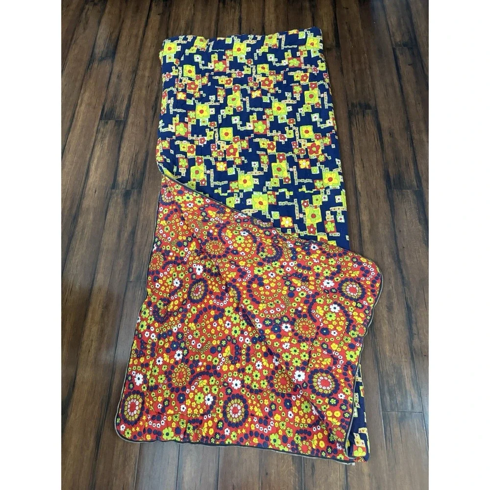 VTG 1960's 1970's Floral Sleeping Bag Groovy Retro Flower Power Print‎ *read*